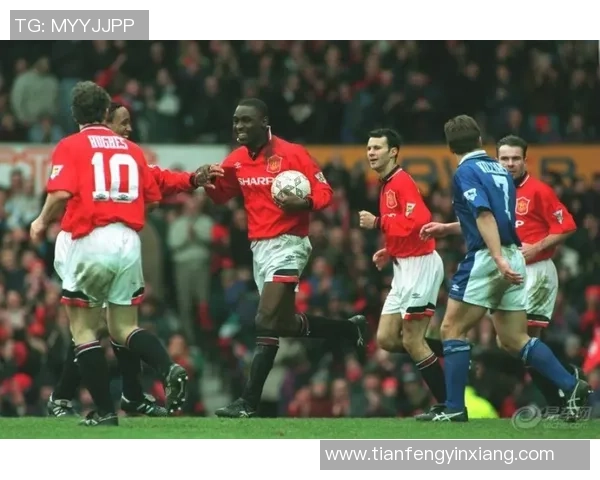 2008年曼联与曼城的经典对决回顾与战术分析